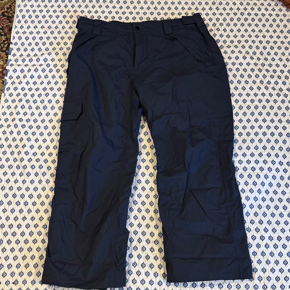 The North Face Men's XXL NWOT Navy Cargo snow ski Pants